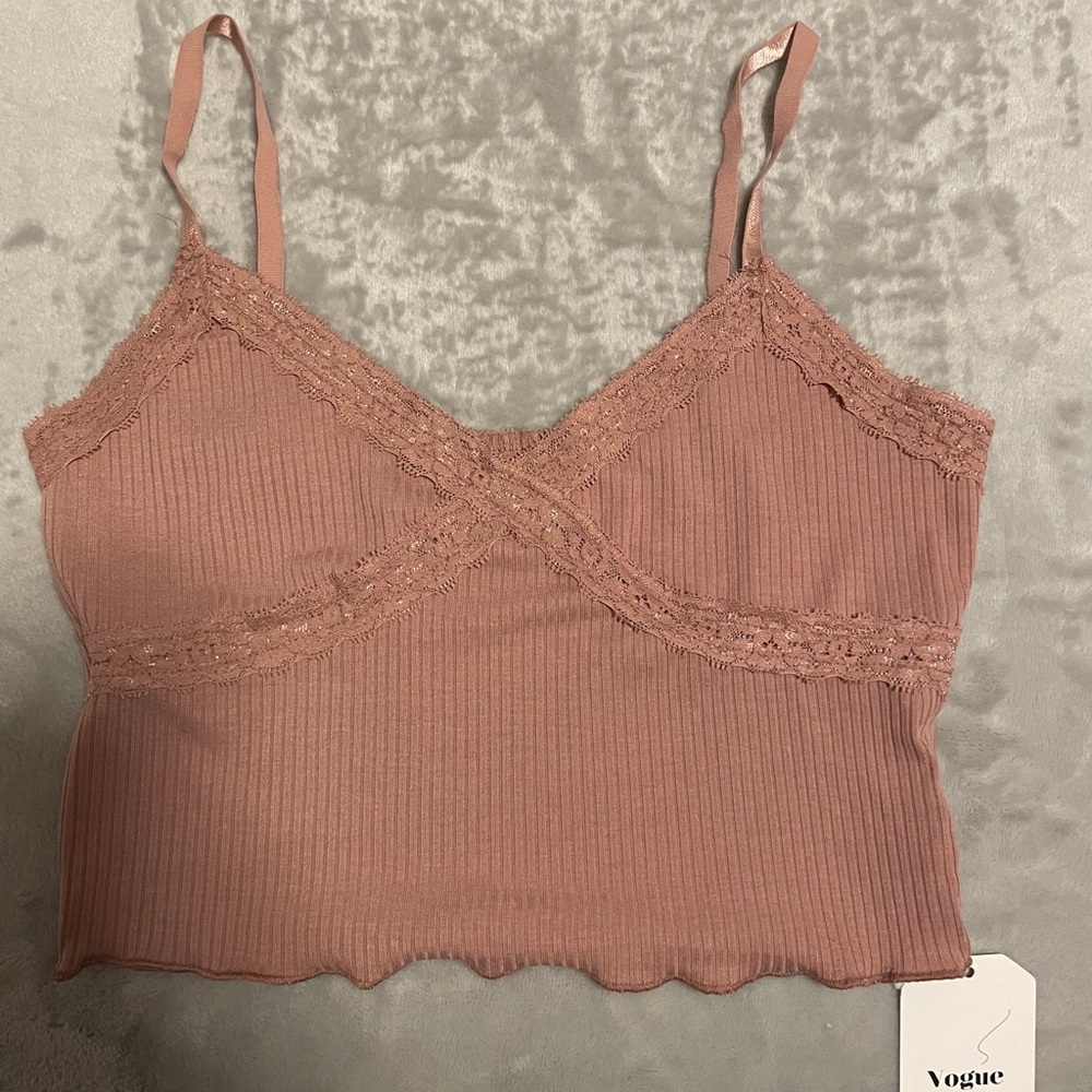 Brown lace top!!🤎